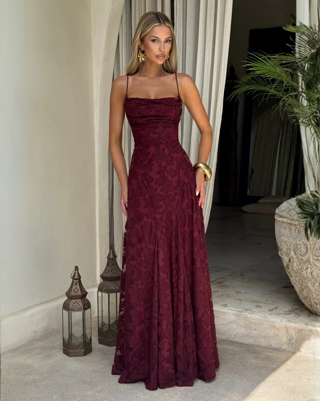 Elisane | Lace Contour Maxi Dress