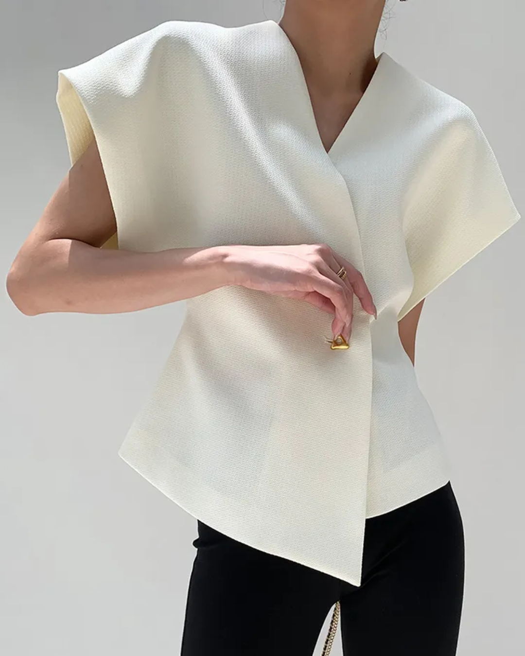 Nevoa | Sculpted Minimal Top