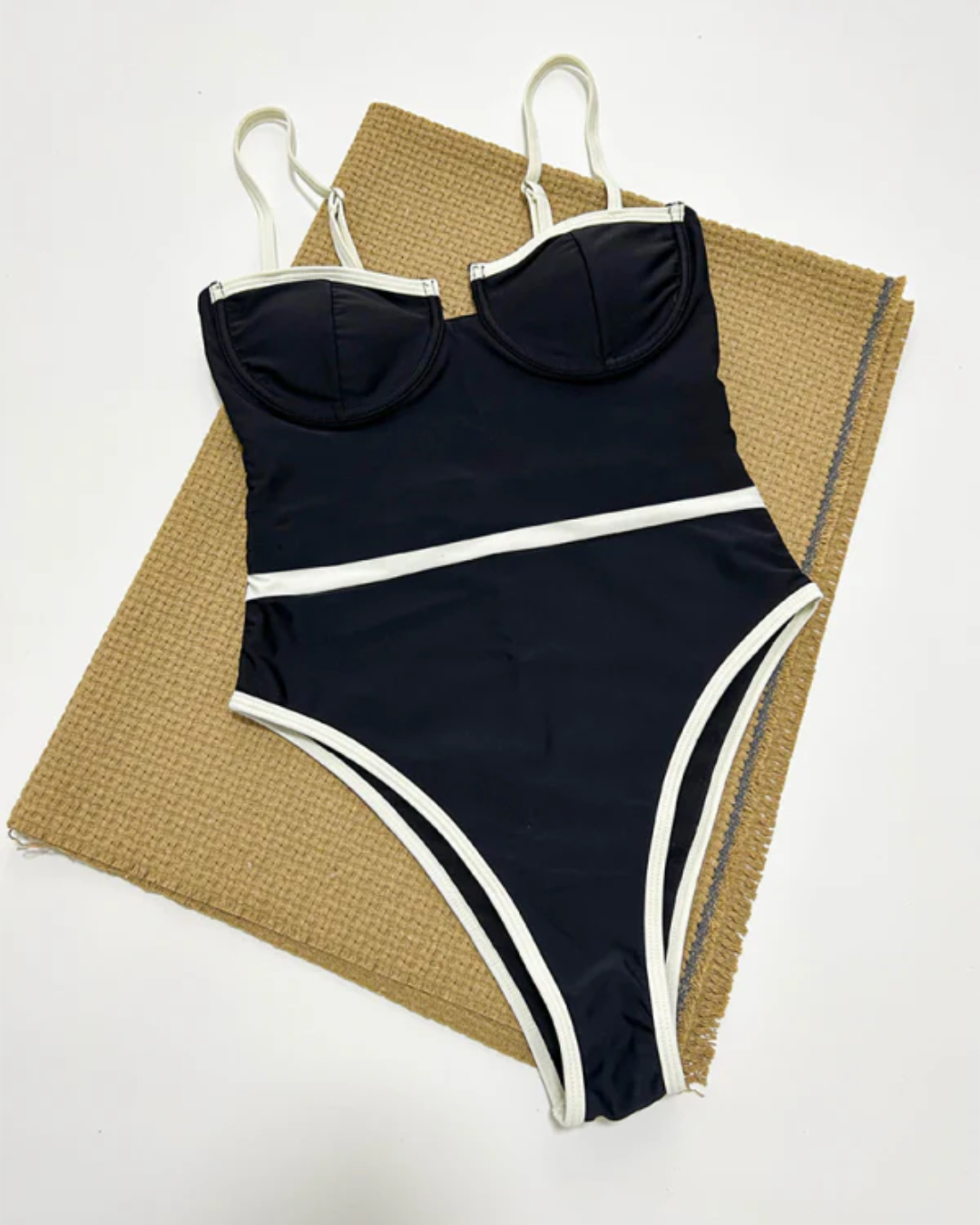 Sophia | Elegant Contrast Swimsut