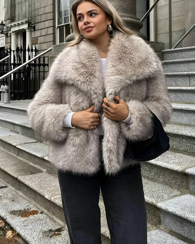 Amaya | Luxe Faux Fur Coat